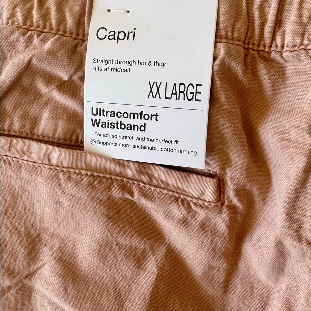 Women's Casual Pink Capris - Picture 6 of 7
